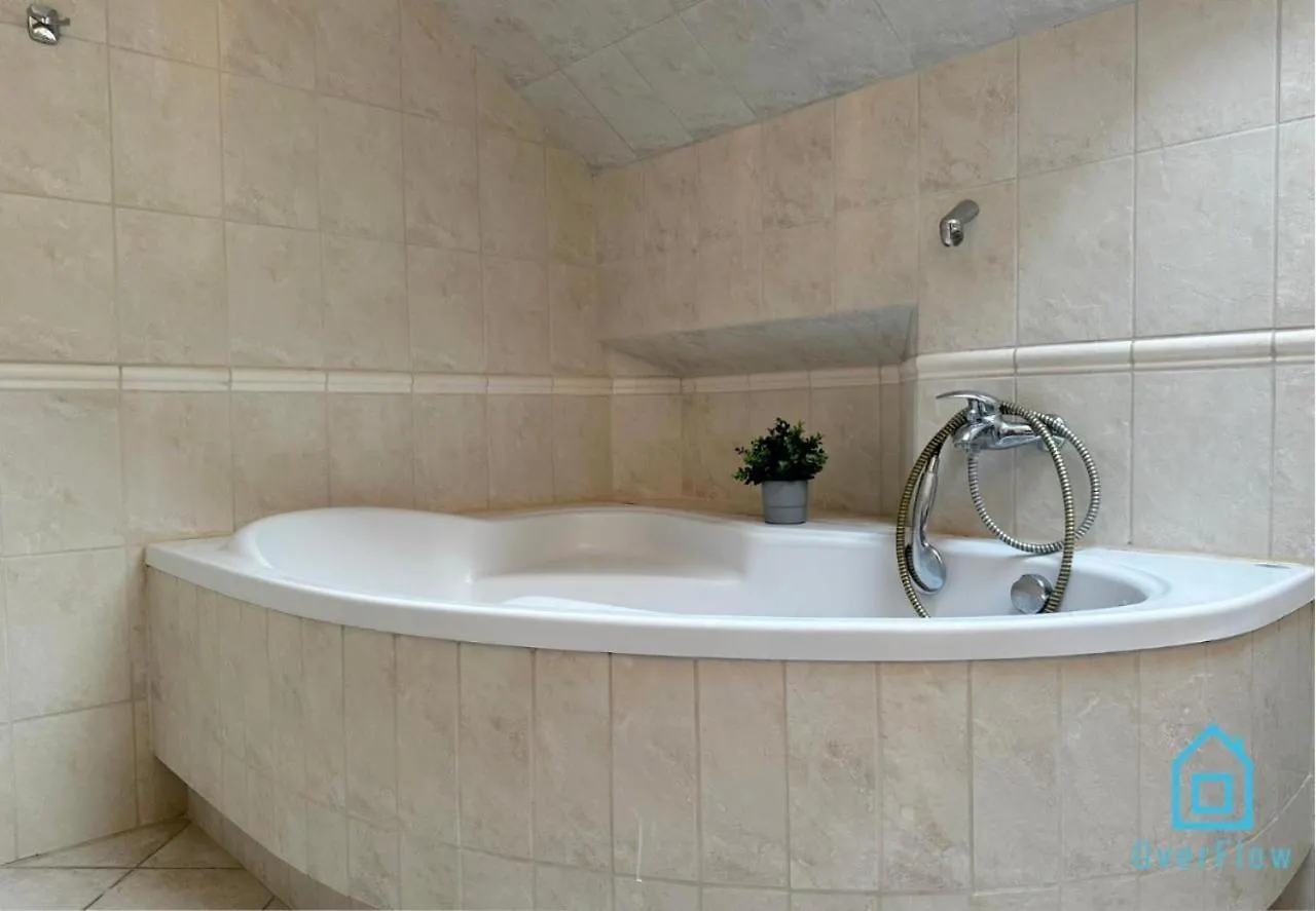 Mickle Room - Charming Place, 15 Minutes To Gdansk Old Town & 5 Minutes To Seaside Privat bolig
